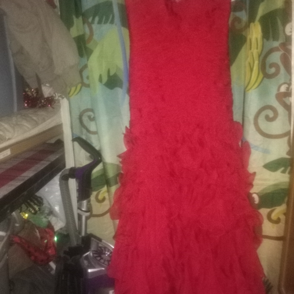 Elegant Red Prom Dress